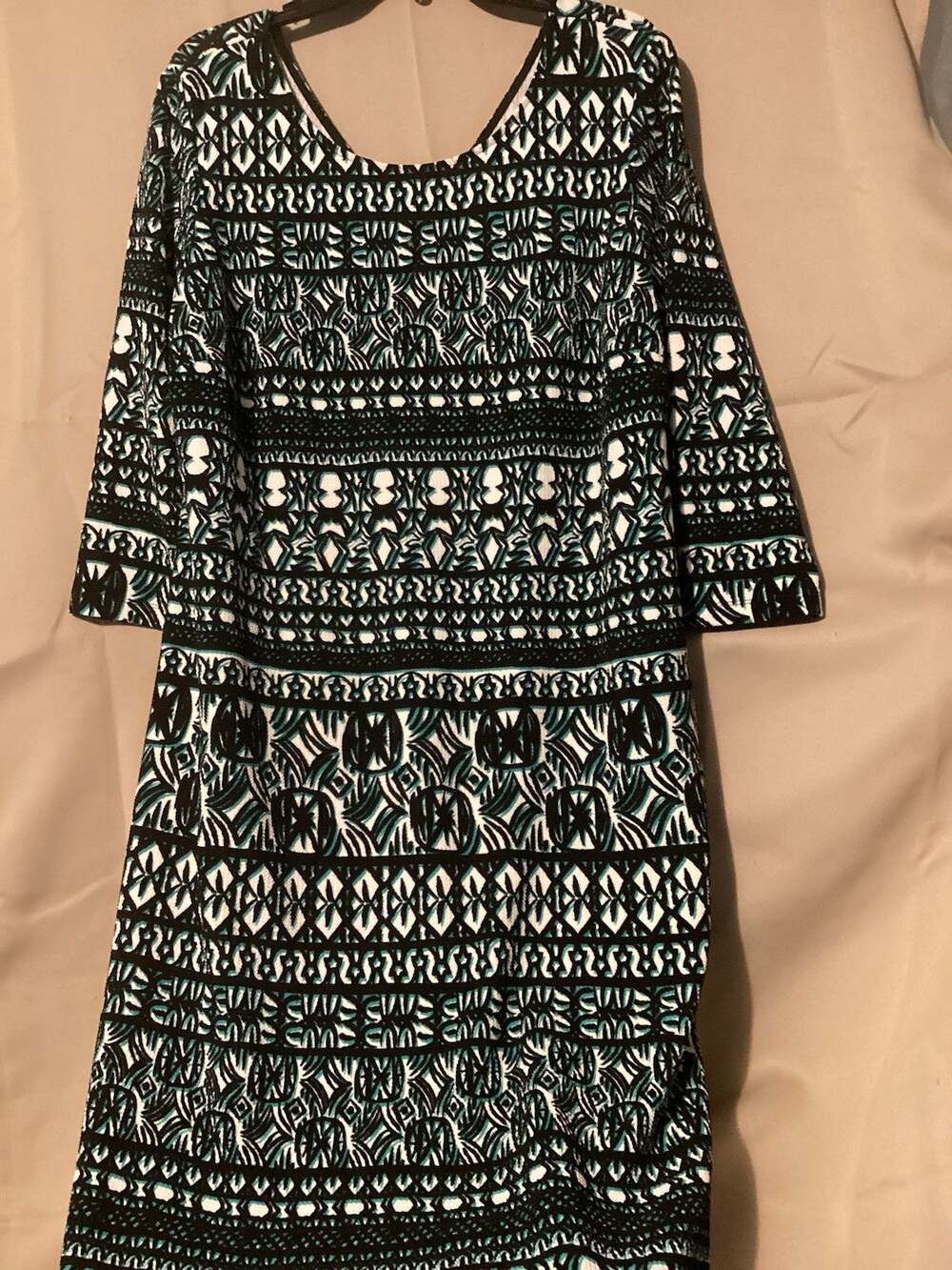 Cato Floral Green Black Knit Dress Scoop Neck Zipup Back 3/4 Sleeve SZ 18/20